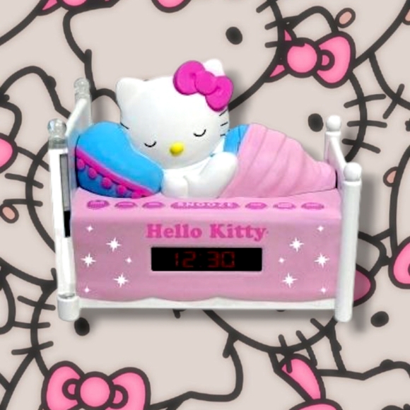 Hello Kitty Other - Y2K RARE Hello Kitty Sanrio Pink Bed Shaped Alarm Clock Radio